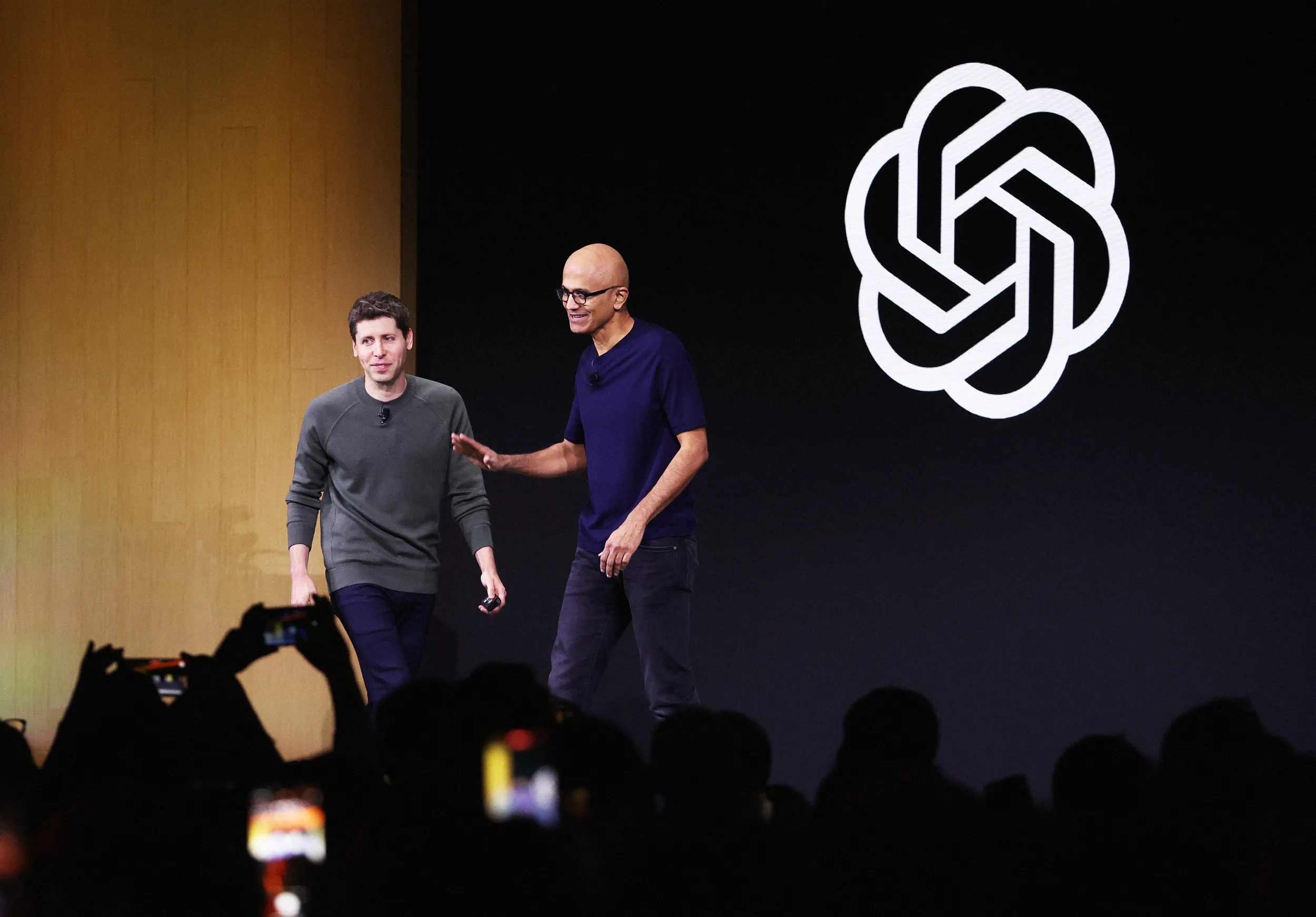 Microsoft OpenAI Partnerschaft: Interne E-Mails zeigen frühe Skepsis von 2018