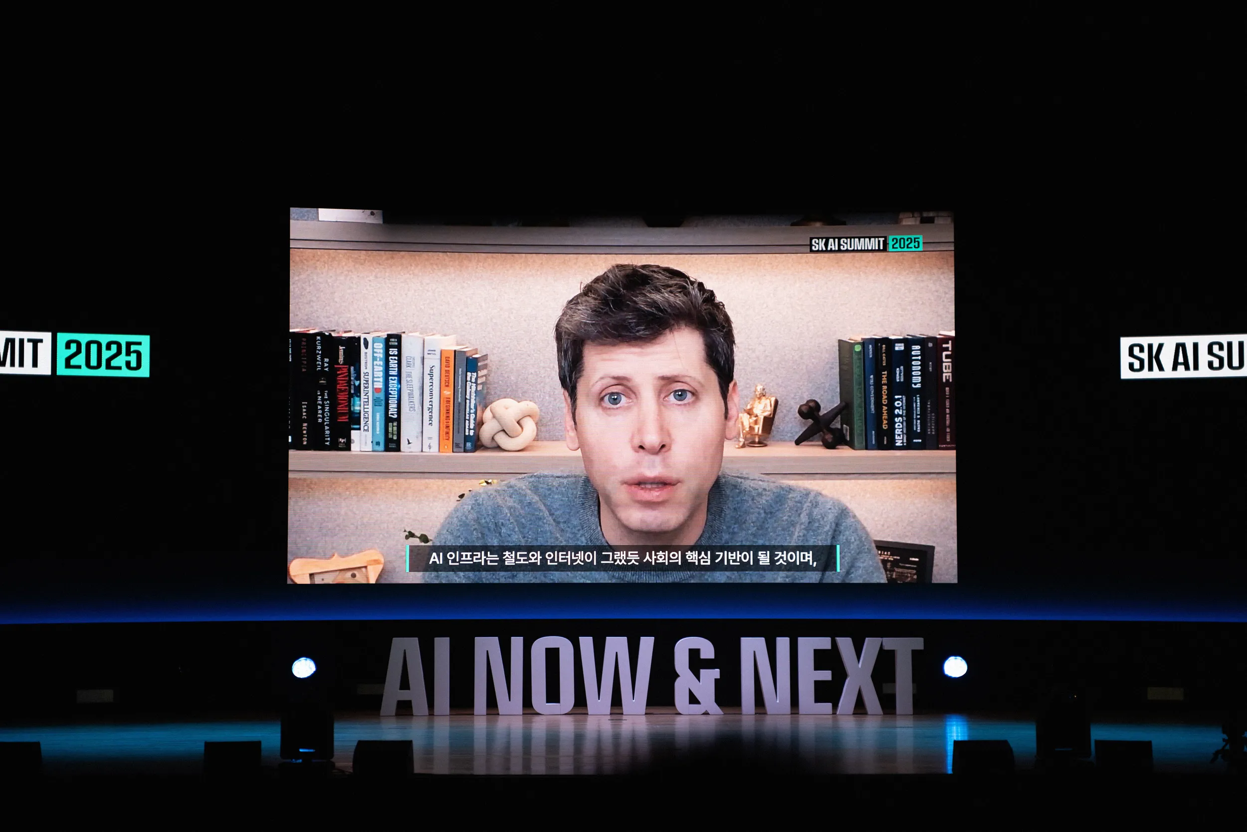 OpenAI Backs Illinois Bill Limiting AI Lab Liability for Mass Deaths and Financial Disasters